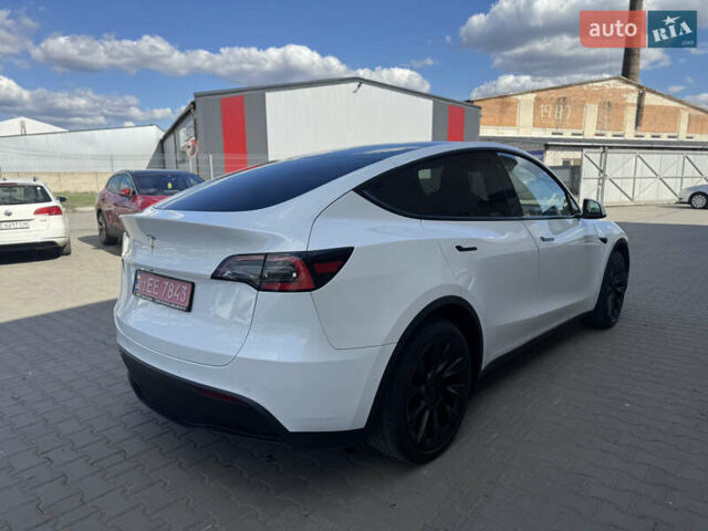 Белый Тесла Model Y, объемом двигателя 0 л и пробегом 108 тыс. км за 21300 $, фото 6 на Automoto.ua