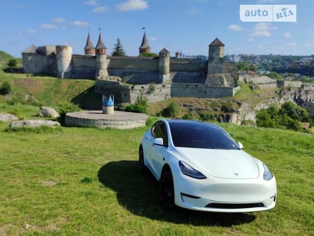 Білий Тесла Model Y, об'ємом двигуна 0 л та пробігом 150 тис. км за 28000 $, фото 27 на Automoto.ua