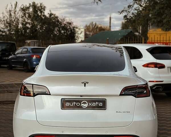Белый Тесла Model Y, объемом двигателя 0 л и пробегом 15 тыс. км за 21000 $, фото 4 на Automoto.ua