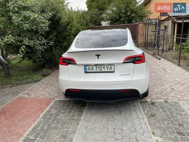 Білий Тесла Model Y, об'ємом двигуна 0 л та пробігом 79 тис. км за 25300 $, фото 1 на Automoto.ua