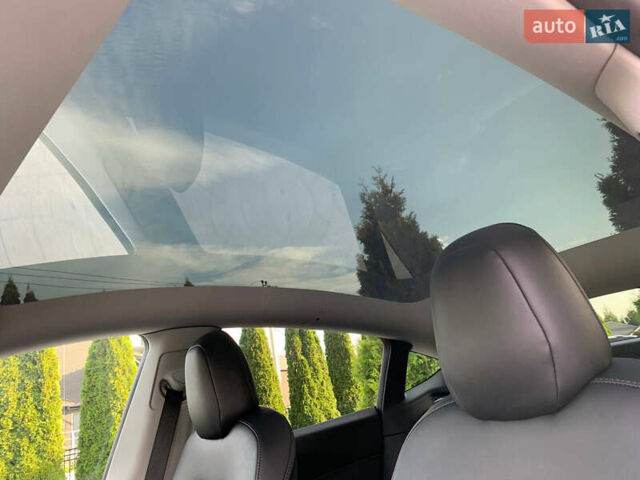 Белый Тесла Model Y, объемом двигателя 0 л и пробегом 35 тыс. км за 26500 $, фото 28 на Automoto.ua