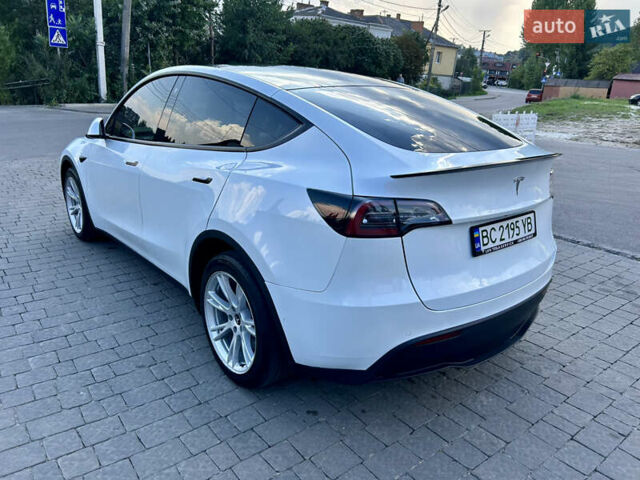 Белый Тесла Model Y, объемом двигателя 0 л и пробегом 47 тыс. км за 22500 $, фото 4 на Automoto.ua