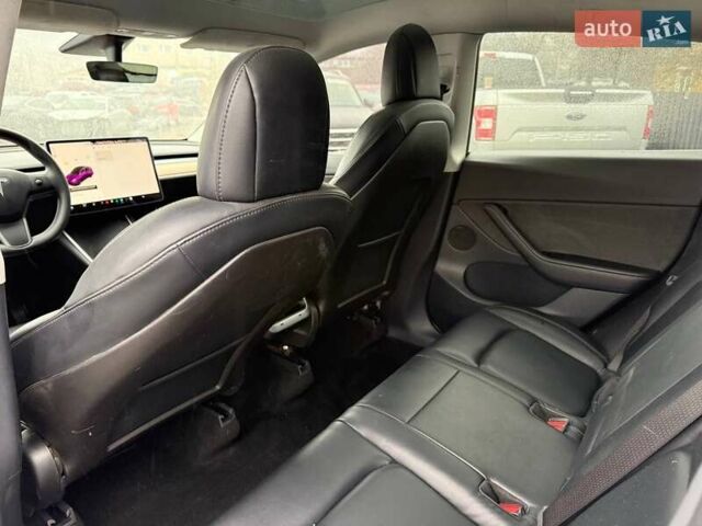 Білий Тесла Model Y, об'ємом двигуна 0 л та пробігом 219 тис. км за 16500 $, фото 20 на Automoto.ua