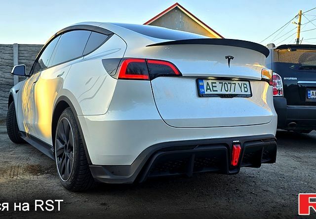 Белый Тесла Model Y, объемом двигателя 0 л и пробегом 67 тыс. км за 26500 $, фото 6 на Automoto.ua