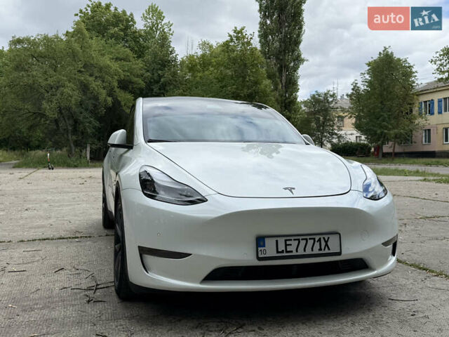 Белый Тесла Model Y, объемом двигателя 0 л и пробегом 86 тыс. км за 27000 $, фото 5 на Automoto.ua