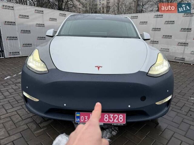 Белый Тесла Model Y, объемом двигателя 0 л и пробегом 142 тыс. км за 18800 $, фото 18 на Automoto.ua