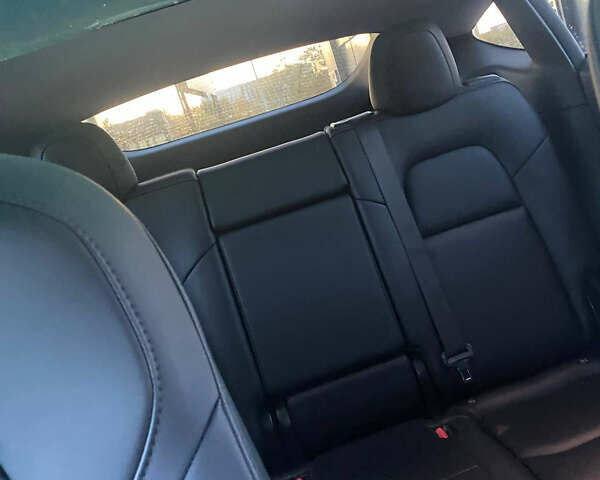 Белый Тесла Model Y, объемом двигателя 0 л и пробегом 50 тыс. км за 25500 $, фото 4 на Automoto.ua