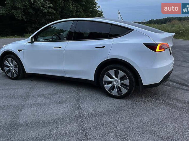 Белый Тесла Model Y, объемом двигателя 0 л и пробегом 45 тыс. км за 19500 $, фото 6 на Automoto.ua