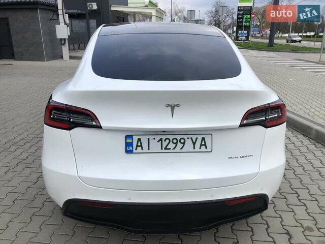 Белый Тесла Model Y, объемом двигателя 0 л и пробегом 51 тыс. км за 26000 $, фото 5 на Automoto.ua