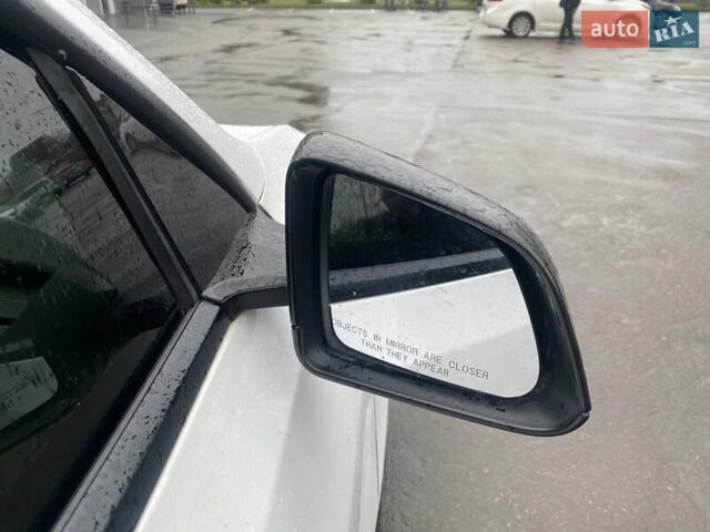 Білий Тесла Model Y, об'ємом двигуна 0 л та пробігом 70 тис. км за 24500 $, фото 30 на Automoto.ua