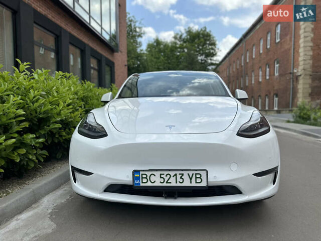 Белый Тесла Model Y, объемом двигателя 0 л и пробегом 53 тыс. км за 23500 $, фото 29 на Automoto.ua