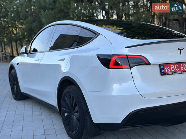 Белый Тесла Model Y, объемом двигателя 0 л и пробегом 118 тыс. км за 21700 $, фото 53 на Automoto.ua