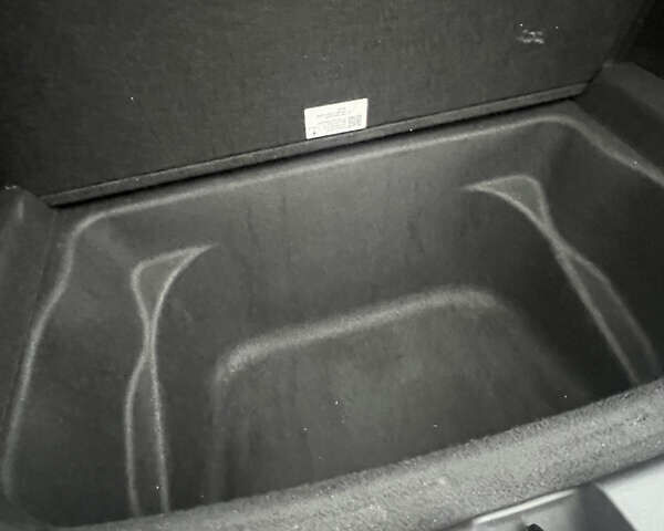 Белый Тесла Model Y, объемом двигателя 0 л и пробегом 36 тыс. км за 29500 $, фото 16 на Automoto.ua