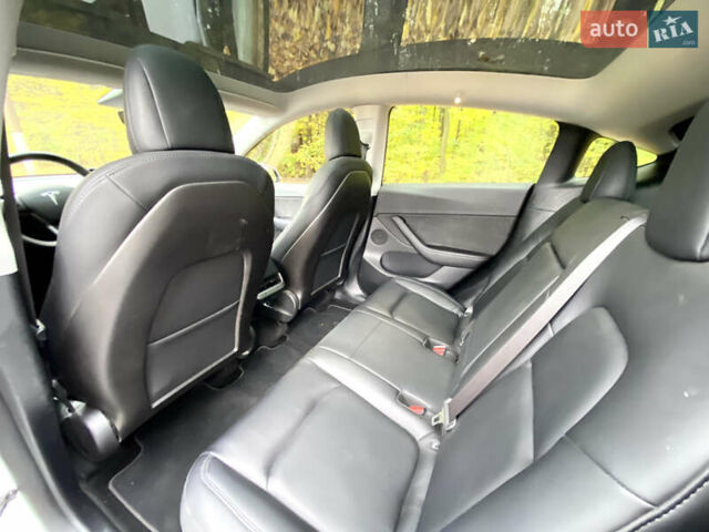 Тесла Model Y 2020 в Виннице на Automoto.ua Белый Тесла Model Y, объемом двигателя 0 л и пробегом 102 тыс. км за 23500 $, фото 17 на Automoto.ua