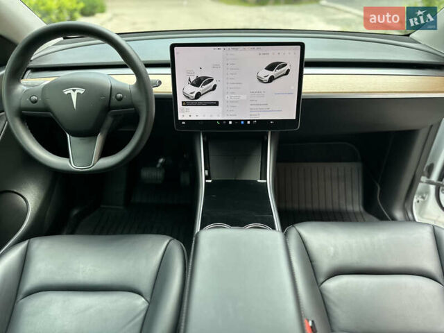 Белый Тесла Model Y, объемом двигателя 0 л и пробегом 53 тыс. км за 23500 $, фото 37 на Automoto.ua