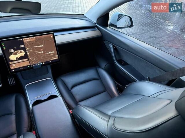 Белый Тесла Model Y, объемом двигателя 0 л и пробегом 132 тыс. км за 20800 $, фото 89 на Automoto.ua