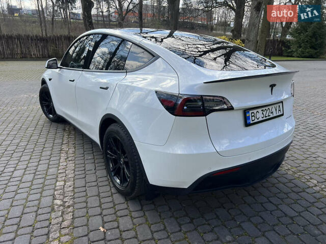 Білий Тесла Model Y, об'ємом двигуна 0 л та пробігом 88 тис. км за 38800 $, фото 6 на Automoto.ua