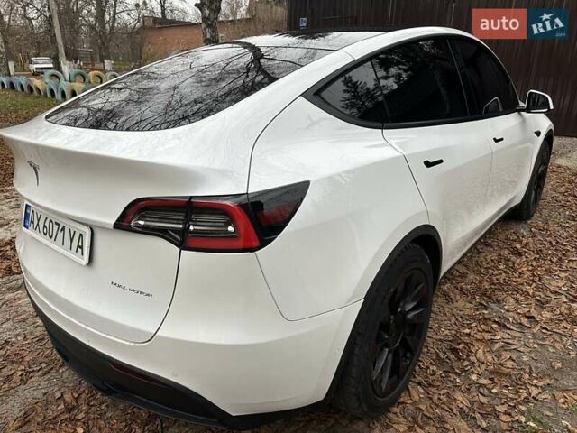 Белый Тесла Model Y, объемом двигателя 0 л и пробегом 116 тыс. км за 23500 $, фото 1 на Automoto.ua
