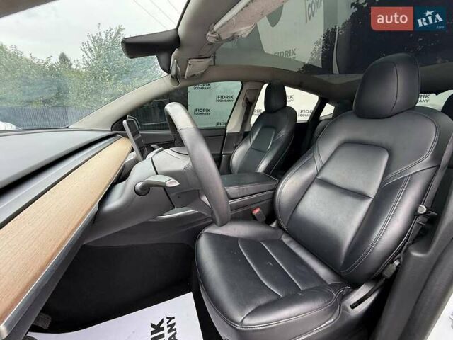 Білий Тесла Model Y, об'ємом двигуна 0 л та пробігом 117 тис. км за 17800 $, фото 18 на Automoto.ua