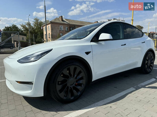 Белый Тесла Model Y, объемом двигателя 0 л и пробегом 97 тыс. км за 23899 $, фото 8 на Automoto.ua