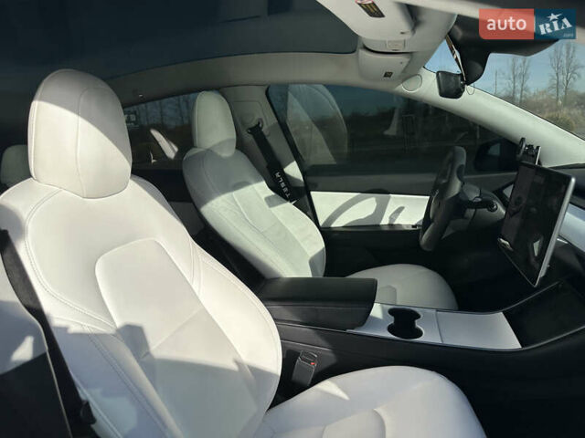 Белый Тесла Model Y, объемом двигателя 0 л и пробегом 85 тыс. км за 22900 $, фото 13 на Automoto.ua