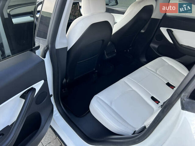 Белый Тесла Model Y, объемом двигателя 0 л и пробегом 47 тыс. км за 22500 $, фото 8 на Automoto.ua