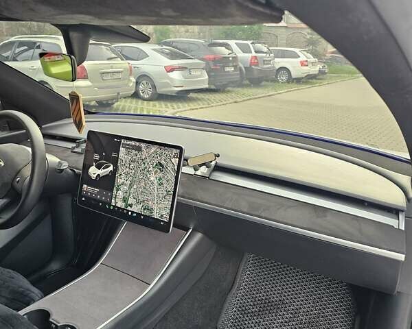 Белый Тесла Model Y, объемом двигателя 0 л и пробегом 74 тыс. км за 23000 $, фото 10 на Automoto.ua