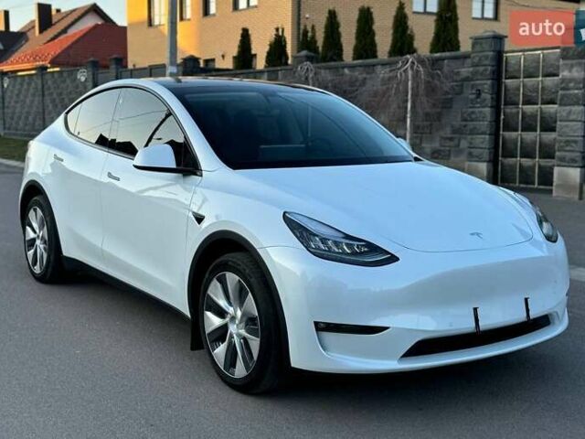 Белый Тесла Model Y, объемом двигателя 0 л и пробегом 38 тыс. км за 24100 $, фото 3 на Automoto.ua