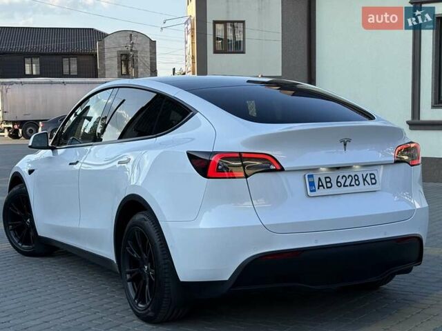 Білий Тесла Model Y, об'ємом двигуна 0 л та пробігом 78 тис. км за 26800 $, фото 2 на Automoto.ua