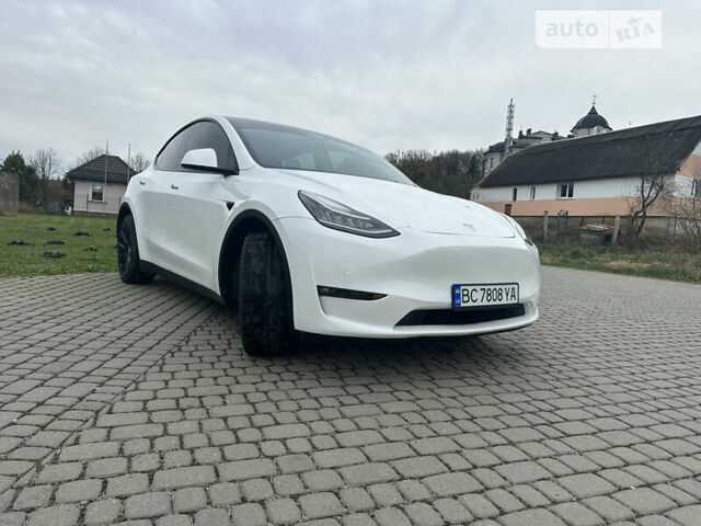 Белый Тесла Model Y, объемом двигателя 0 л и пробегом 60 тыс. км за 31500 $, фото 4 на Automoto.ua