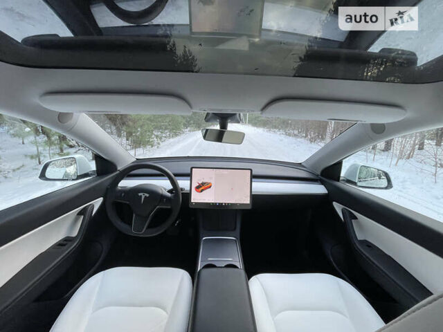 Белый Тесла Model Y, объемом двигателя 0 л и пробегом 40 тыс. км за 24000 $, фото 22 на Automoto.ua