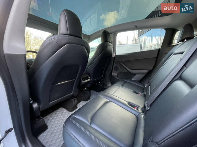 Белый Тесла Model Y, объемом двигателя 0 л и пробегом 78 тыс. км за 22900 $, фото 11 на Automoto.ua