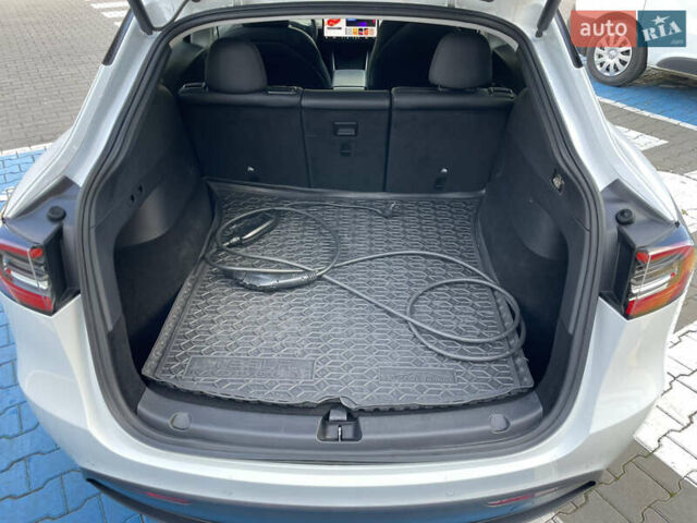 Белый Тесла Model Y, объемом двигателя 0 л и пробегом 78 тыс. км за 22900 $, фото 7 на Automoto.ua