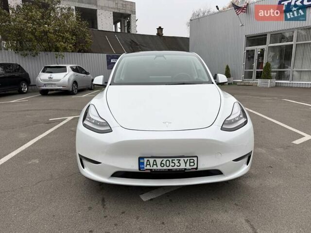 Белый Тесла Model Y, объемом двигателя 0 л и пробегом 68 тыс. км за 24900 $, фото 7 на Automoto.ua