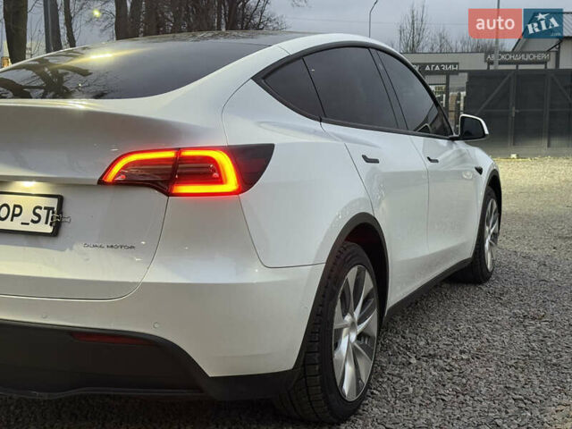 Белый Тесла Model Y, объемом двигателя 0 л и пробегом 128 тыс. км за 22600 $, фото 18 на Automoto.ua