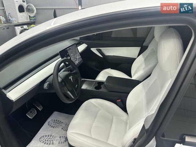 Білий Тесла Model Y, об'ємом двигуна 0 л та пробігом 91 тис. км за 19200 $, фото 14 на Automoto.ua