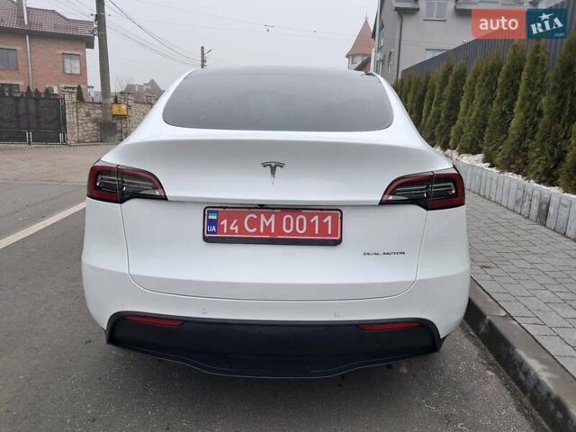 Белый Тесла Model Y, объемом двигателя 0 л и пробегом 39 тыс. км за 26000 $, фото 4 на Automoto.ua
