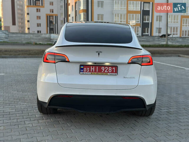 Білий Тесла Model Y, об'ємом двигуна 0 л та пробігом 105 тис. км за 24900 $, фото 7 на Automoto.ua