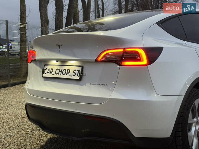 Белый Тесла Model Y, объемом двигателя 0 л и пробегом 128 тыс. км за 22600 $, фото 17 на Automoto.ua