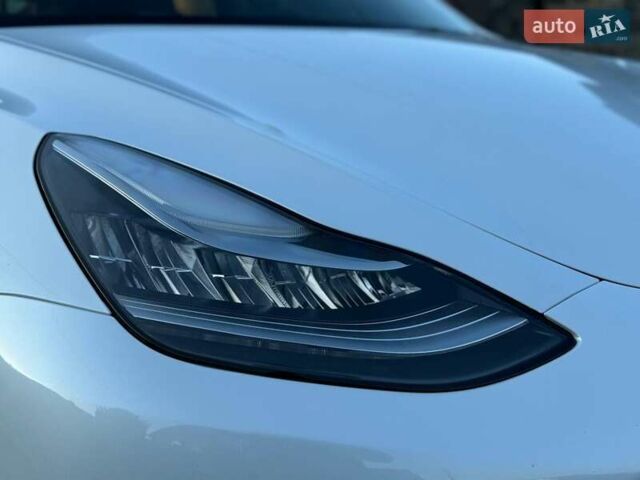 Белый Тесла Model Y, объемом двигателя 0 л и пробегом 38 тыс. км за 24100 $, фото 22 на Automoto.ua