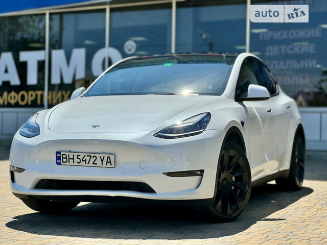 Белый Тесла Model Y, объемом двигателя 0 л и пробегом 76 тыс. км за 29999 $, фото 2 на Automoto.ua