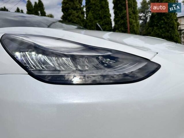 Белый Тесла Model Y, объемом двигателя 0 л и пробегом 80 тыс. км за 22300 $, фото 34 на Automoto.ua