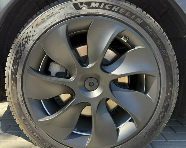 Белый Тесла Model Y, объемом двигателя 0 л и пробегом 83 тыс. км за 32000 $, фото 12 на Automoto.ua