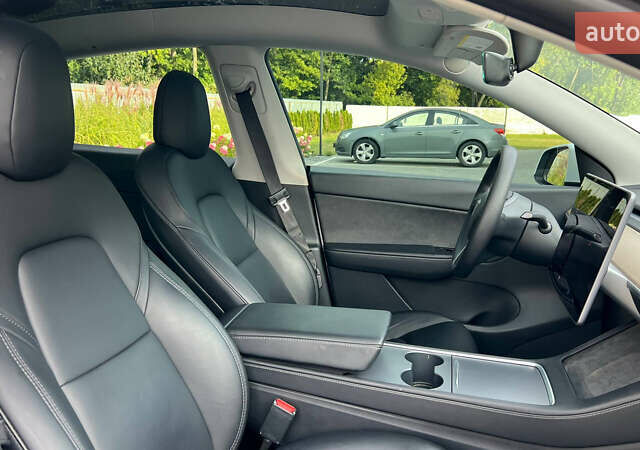 Тесла Model Y 2021 в Луцке на Automoto.ua Белый Тесла Model Y, объемом двигателя 0 л и пробегом 69 тыс. км за 22400 $, фото 14 на Automoto.ua