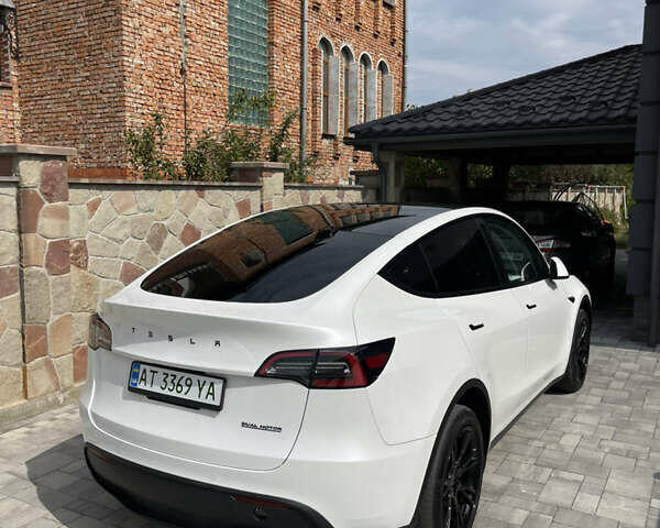 Белый Тесла Model Y, объемом двигателя 0 л и пробегом 55 тыс. км за 28000 $, фото 14 на Automoto.ua