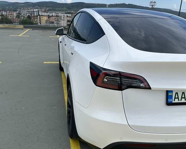 Білий Тесла Model Y, об'ємом двигуна 0 л та пробігом 119 тис. км за 23600 $, фото 28 на Automoto.ua