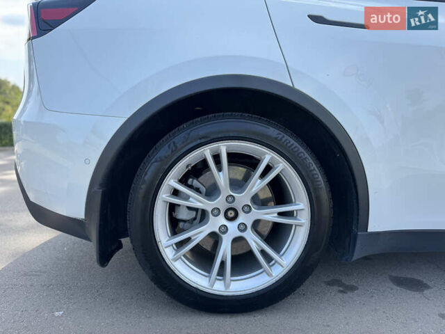 Тесла Model Y 2021 у Краматорске на Automoto.ua Білий Тесла Model Y, об'ємом двигуна 0 л та пробігом 119 тис. км за 19499 $, фото 20 на Automoto.ua
