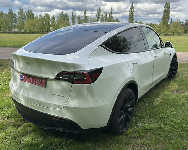 Белый Тесла Model Y, объемом двигателя 0 л и пробегом 75 тыс. км за 26000 $, фото 5 на Automoto.ua
