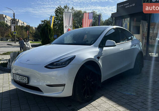 Белый Тесла Model Y, объемом двигателя 0 л и пробегом 88 тыс. км за 25700 $, фото 2 на Automoto.ua