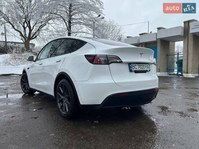 Білий Тесла Model Y, об'ємом двигуна 0 л та пробігом 88 тис. км за 24900 $, фото 6 на Automoto.ua